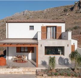 3 bedroom villa with pool near Castellamarre del Golfo, sleeps 5